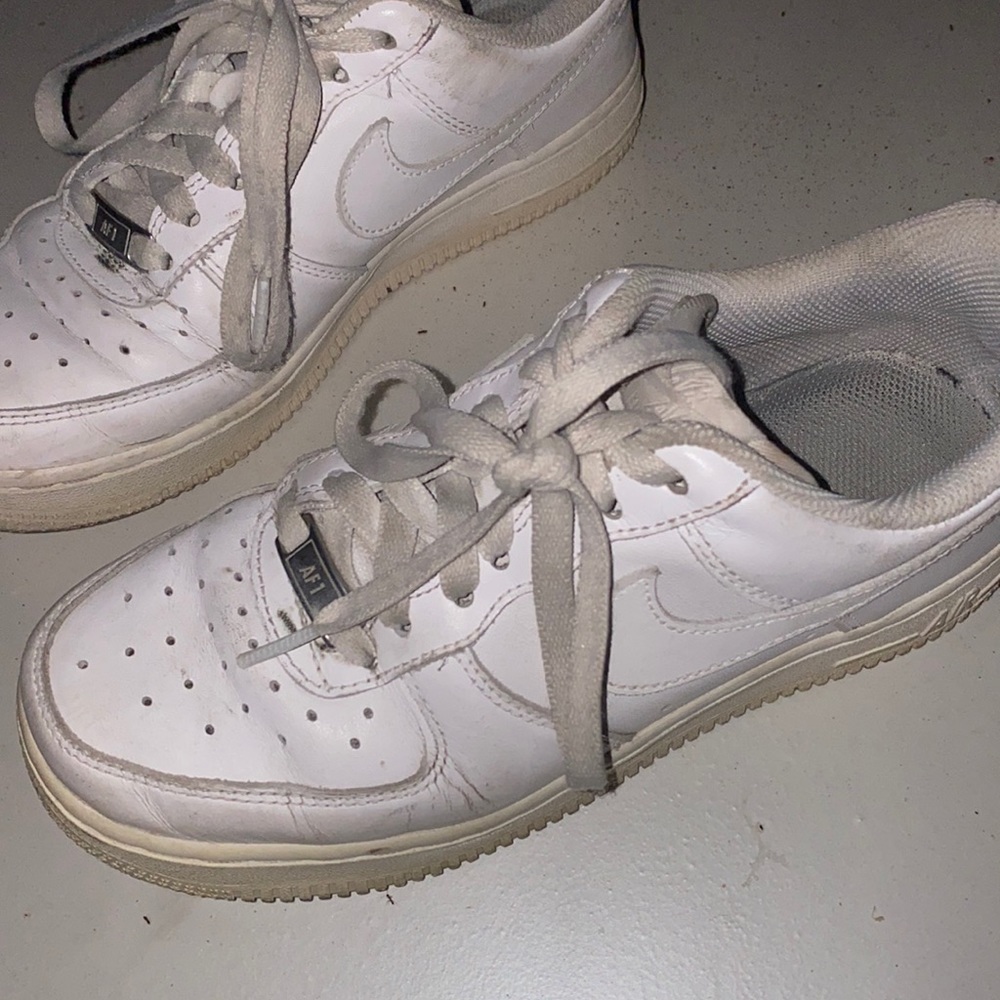 White AF1 size 6